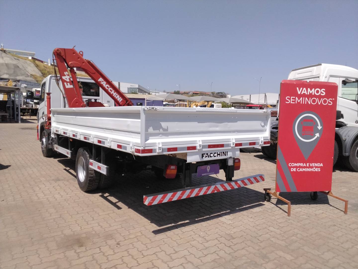 VOLKSWAGEN/11.180 DRC 4X2