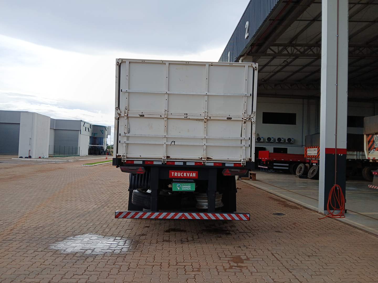 SR GRANELEIRO 4E (1+3)