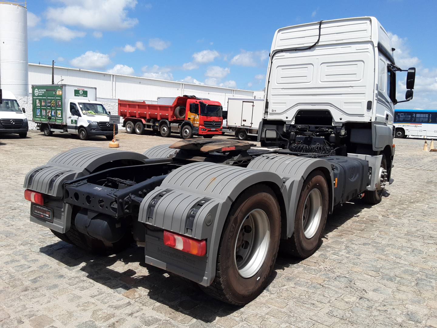 MERCEDES-BENZ/AXOR 2644 LS 6X4
