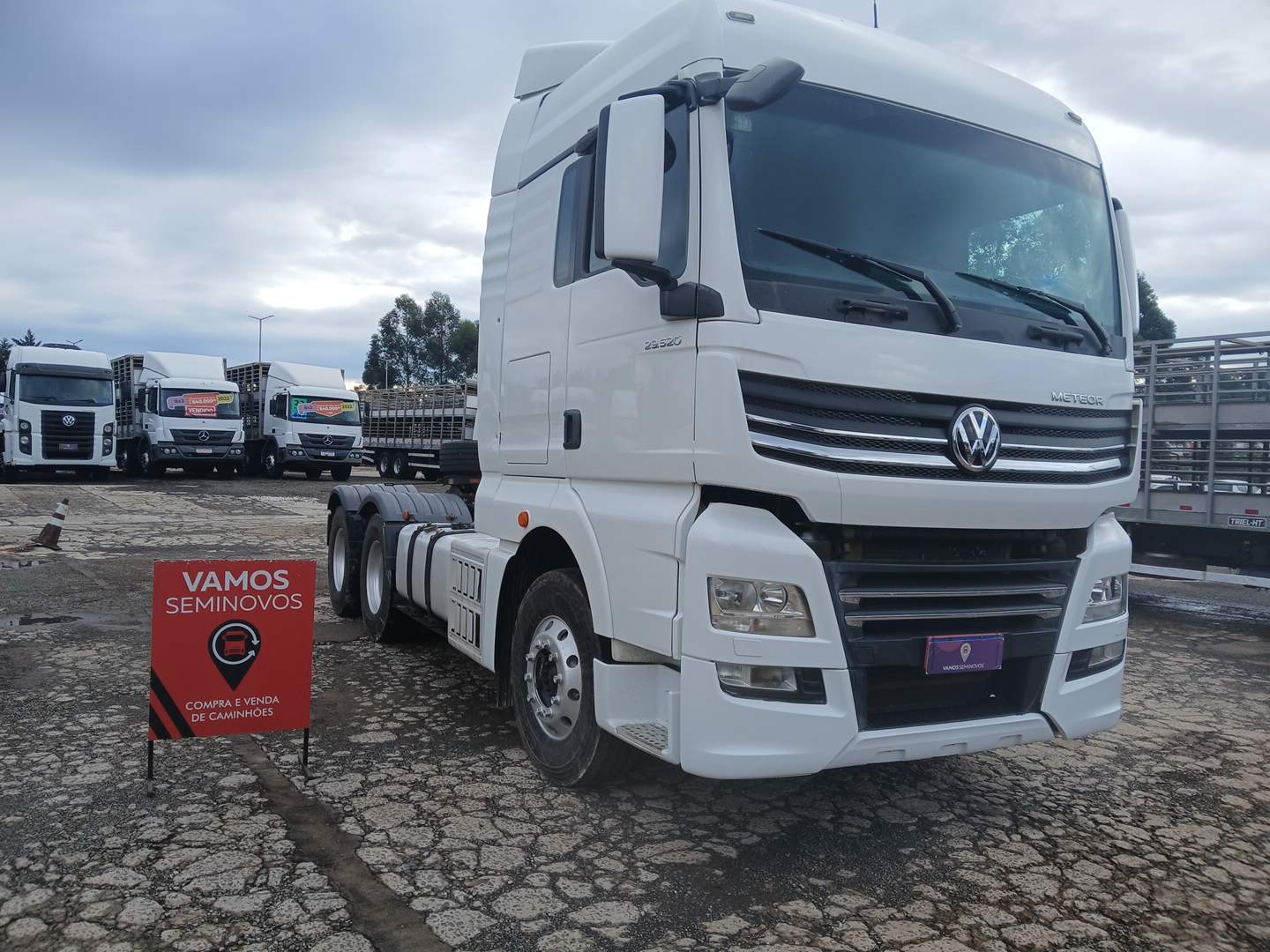 VOLKSWAGEN/29.520 METEOR 6X4