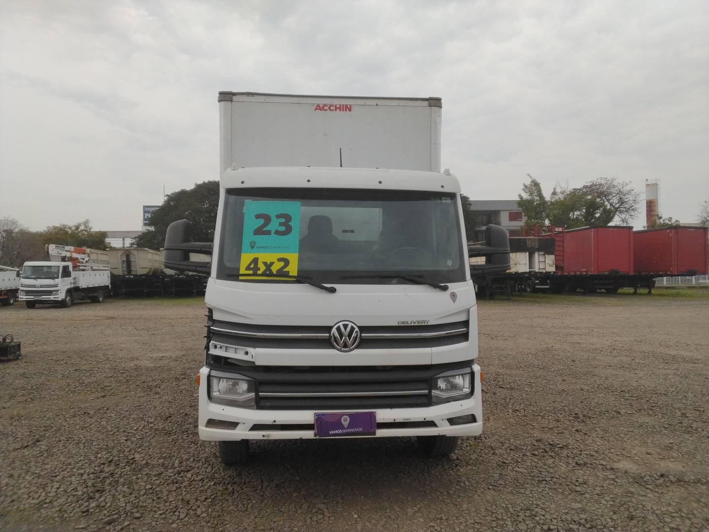 VOLKSWAGEN/11.180 DRC 4X2