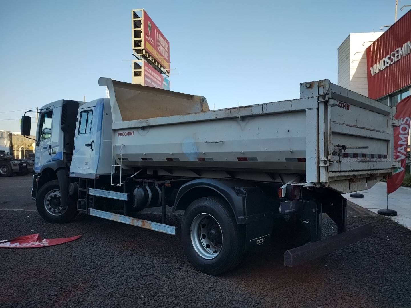 17-230 E CONSTELLATION 2P (DIESEL)(E5)