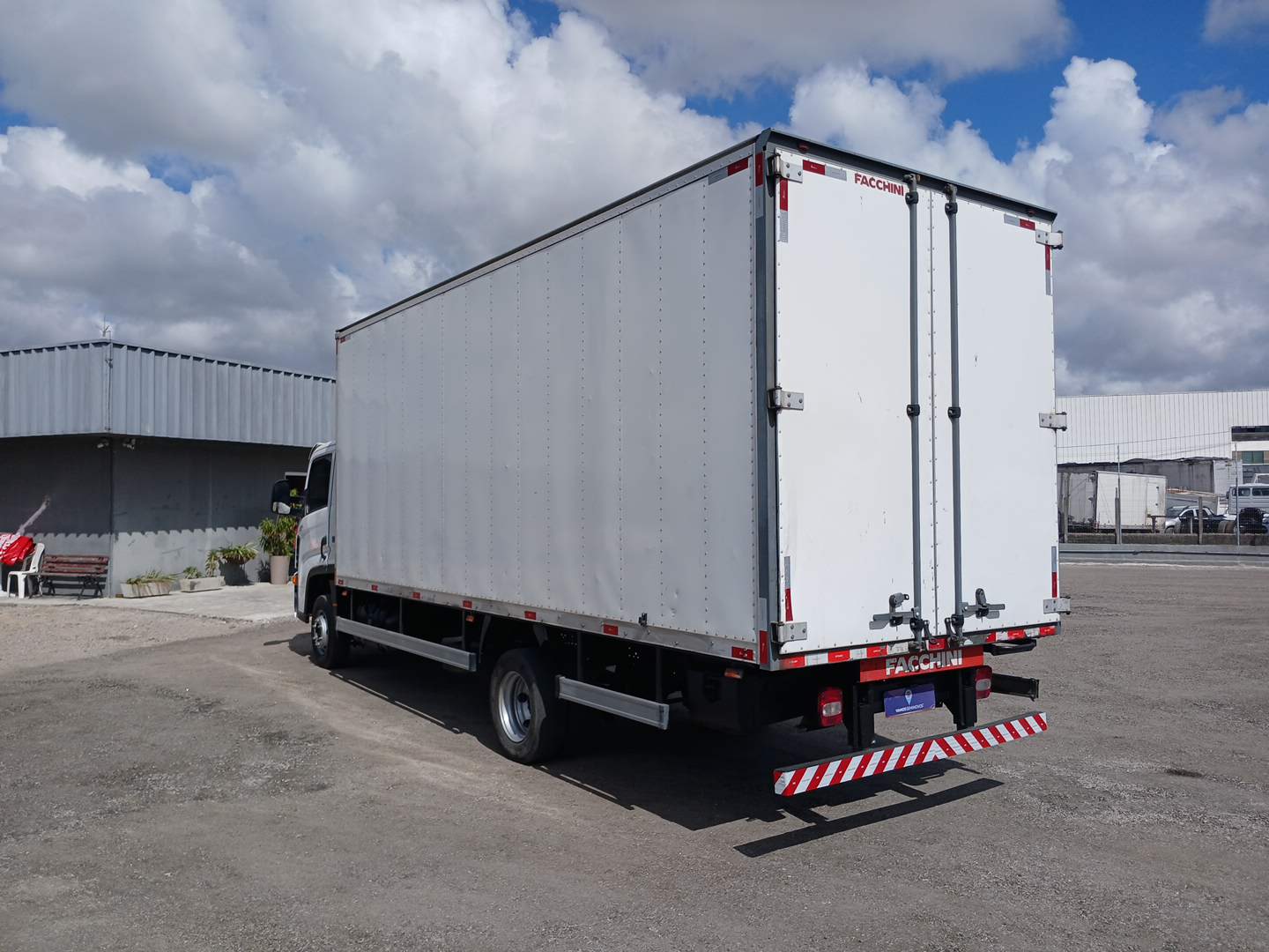 9-170 DELIVERY 2P (DIESEL)(E5)