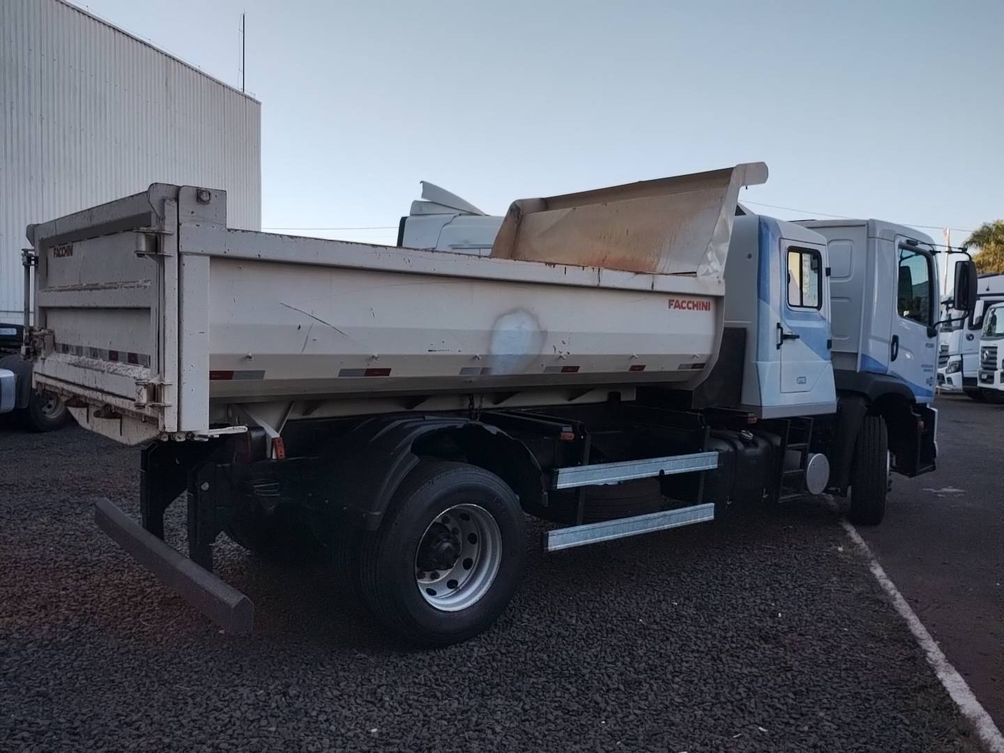 17-230 E CONSTELLATION 2P (DIESEL)(E5)