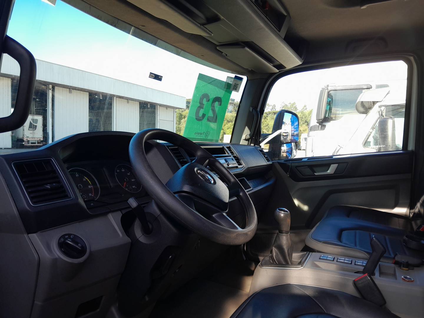 VOLKSWAGEN/11.180 DRC 4X2