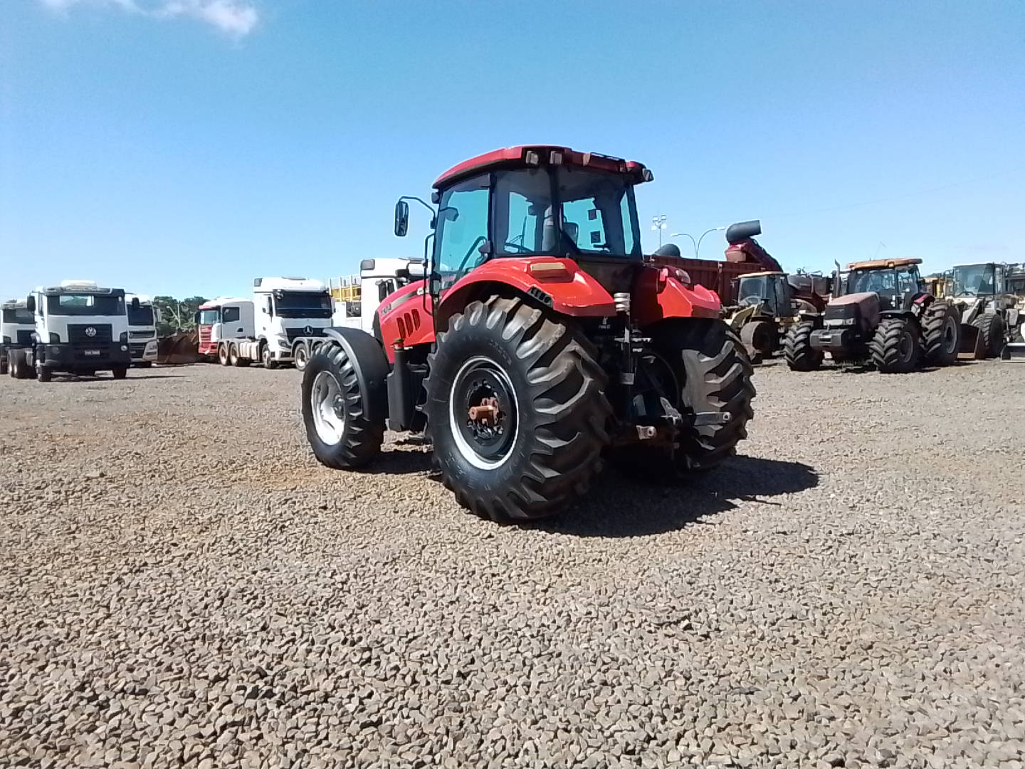 TRATOR CASE FARMALL 110A