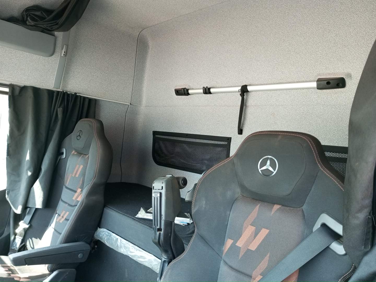 MERCEDES-BENZ/AXOR 2644 LS 6X4