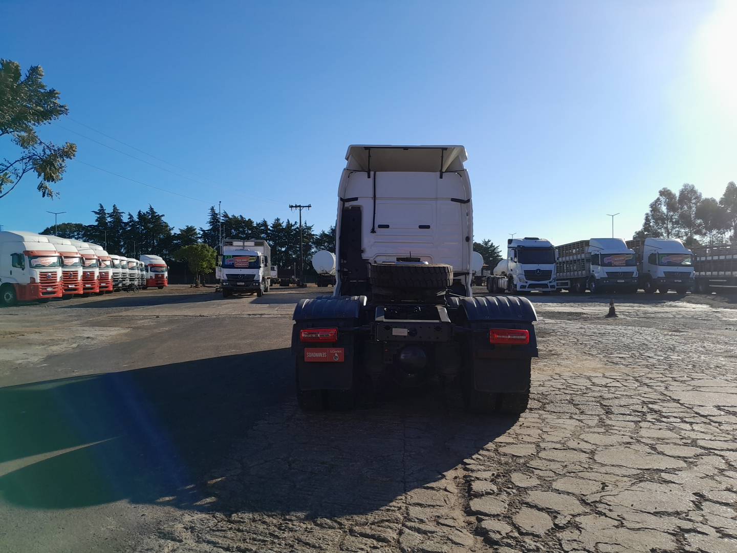 VOLKSWAGEN/29.520 METEOR 6X4