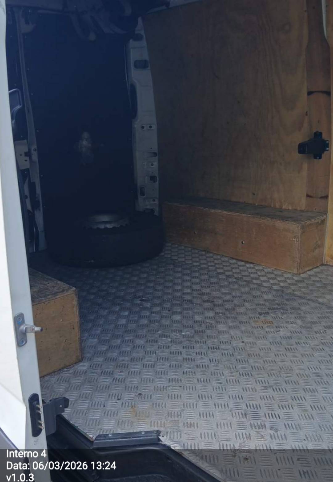 IVECO/DAILY 30-130 VAN