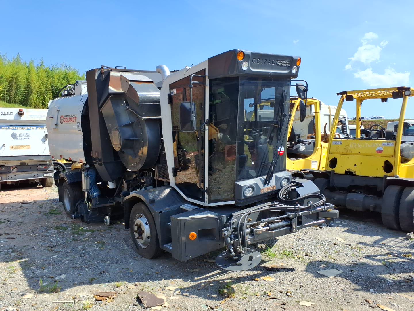 VARREDEIRA MECANICA SUCÇÃO