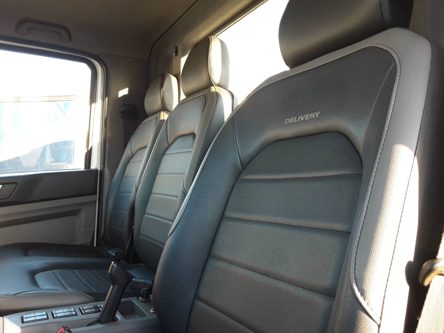 9-170 DELIVERY 2P (DIESEL)(E5)