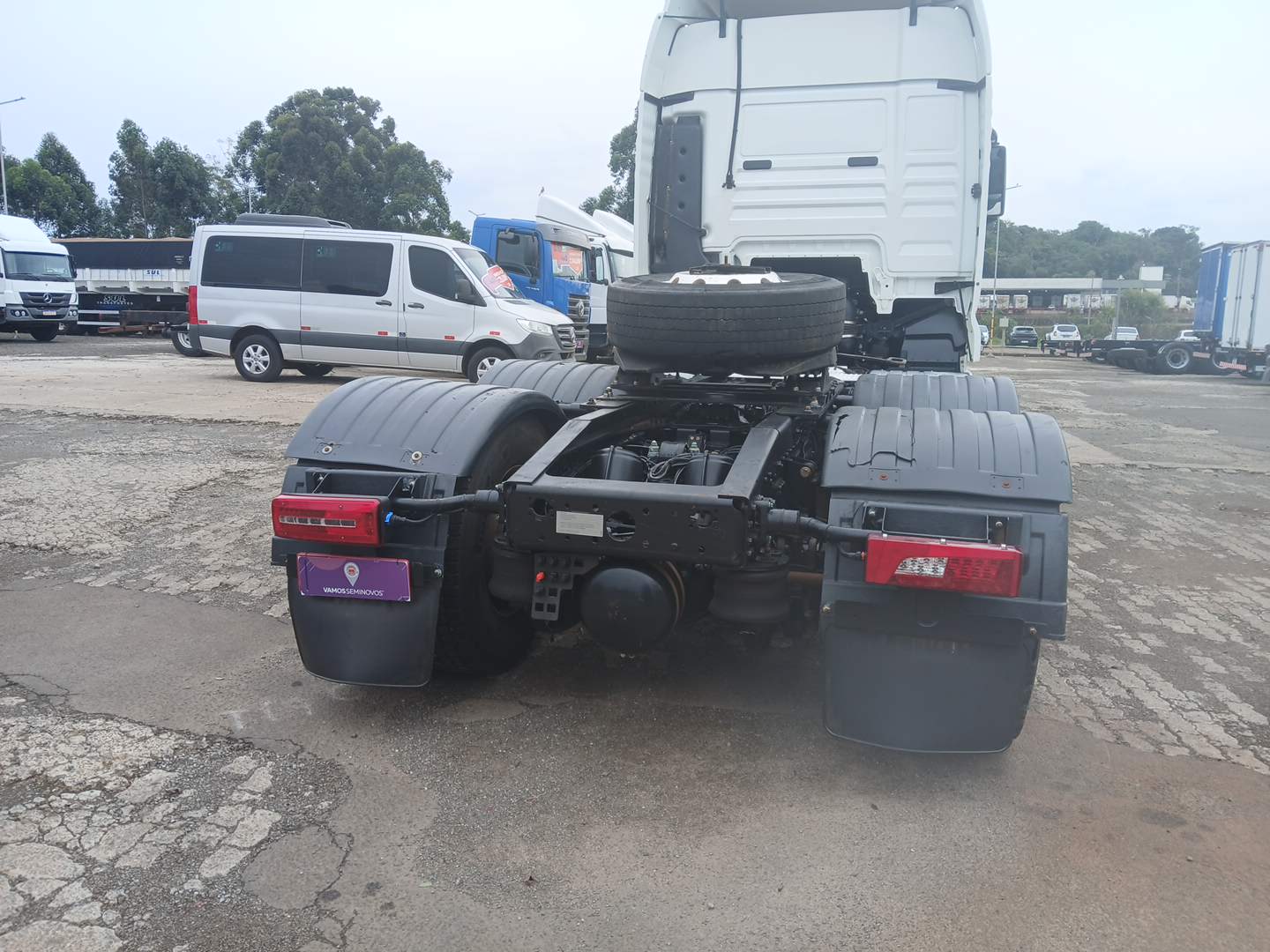 VOLKSWAGEN/29.520 METEOR 6X4