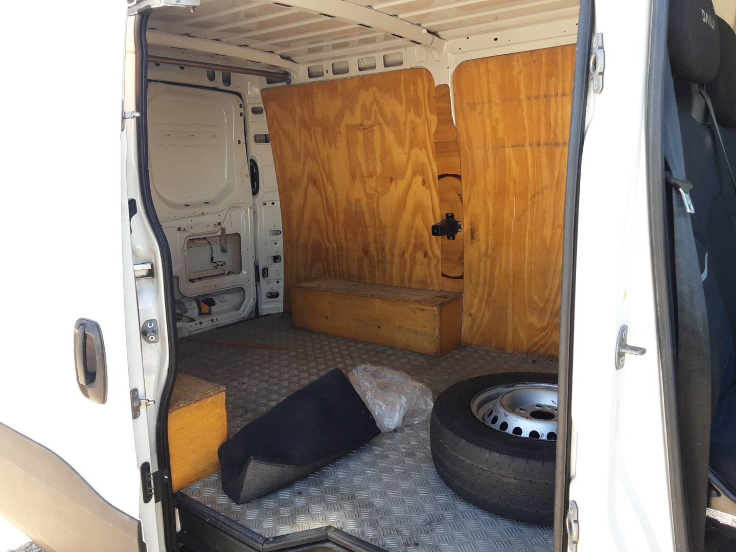 IVECO/DAILY 30-130 VAN