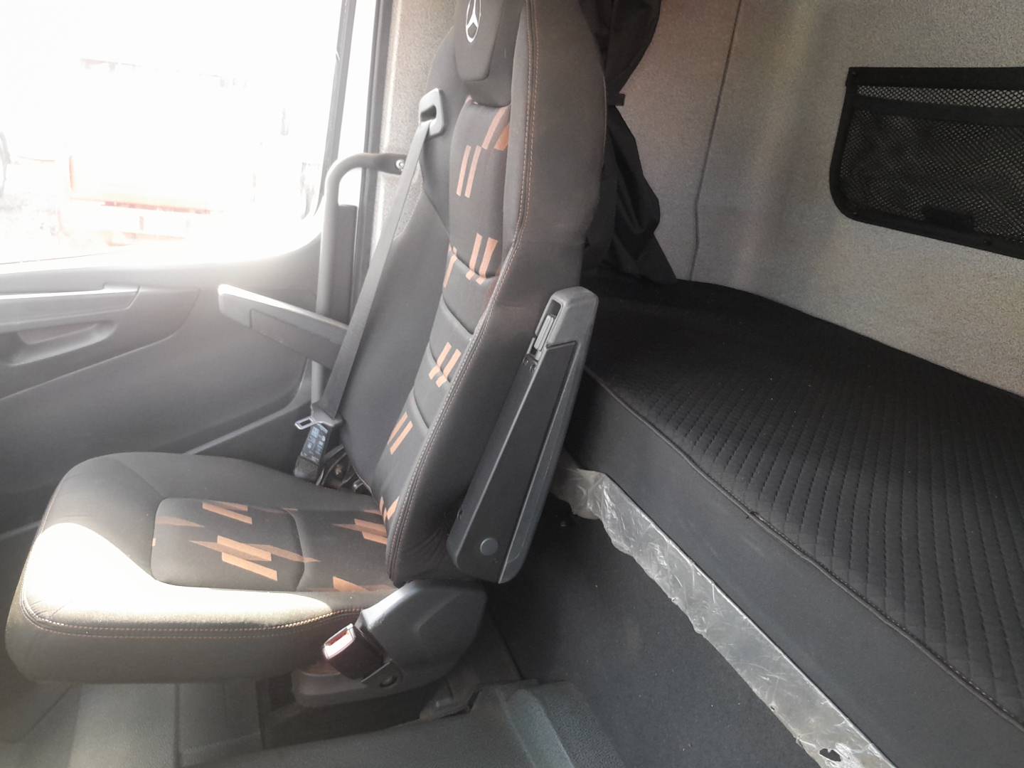 MERCEDES-BENZ/AXOR 2644 LS 6X4