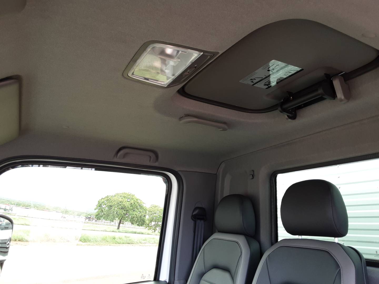 VOLKSWAGEN/6.170 DRF 4X2