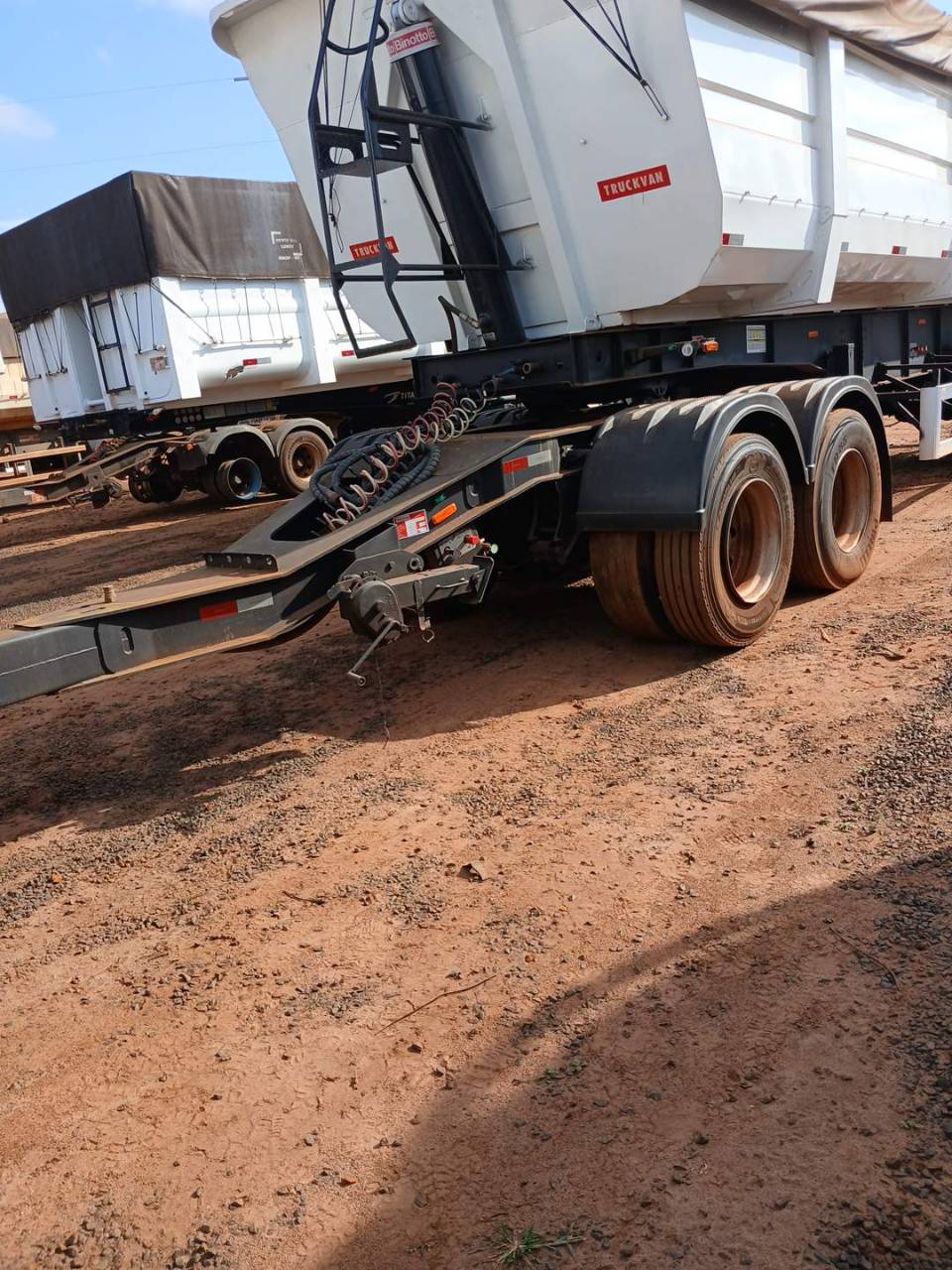 RODOTREM BASCULANTE