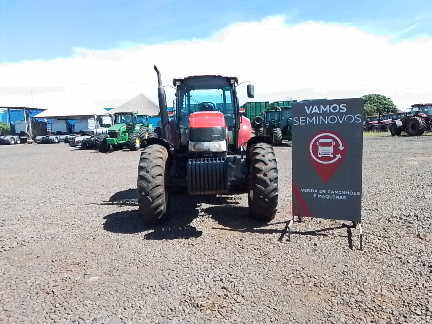 TRATOR CASE FARMALL 110A