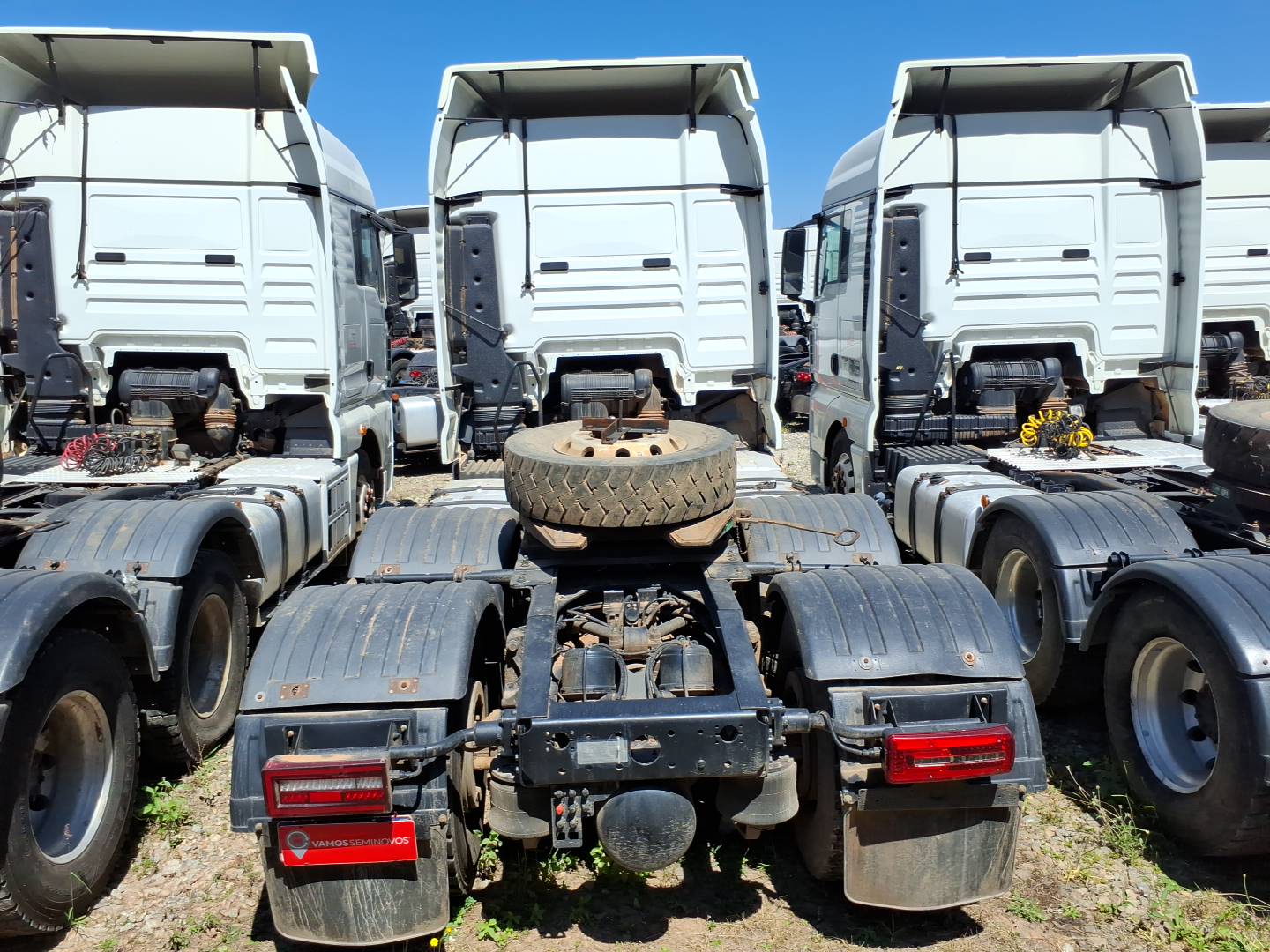 VOLKSWAGEN/29.520 METEOR 6X4