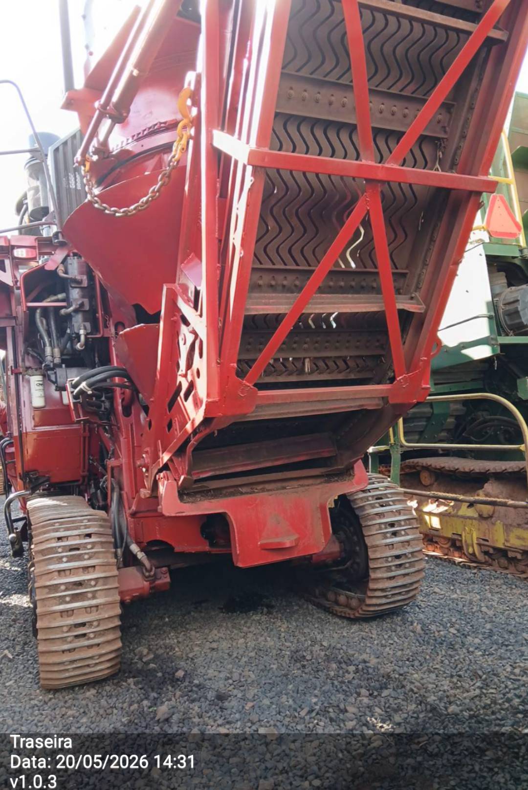 CASE 8810