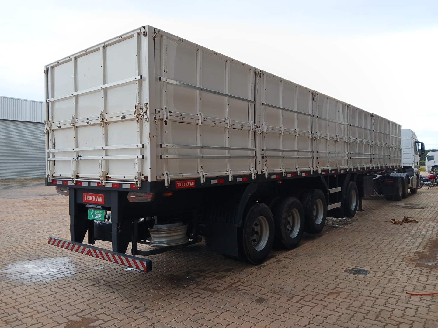 SR GRANELEIRO 4E (1+3)