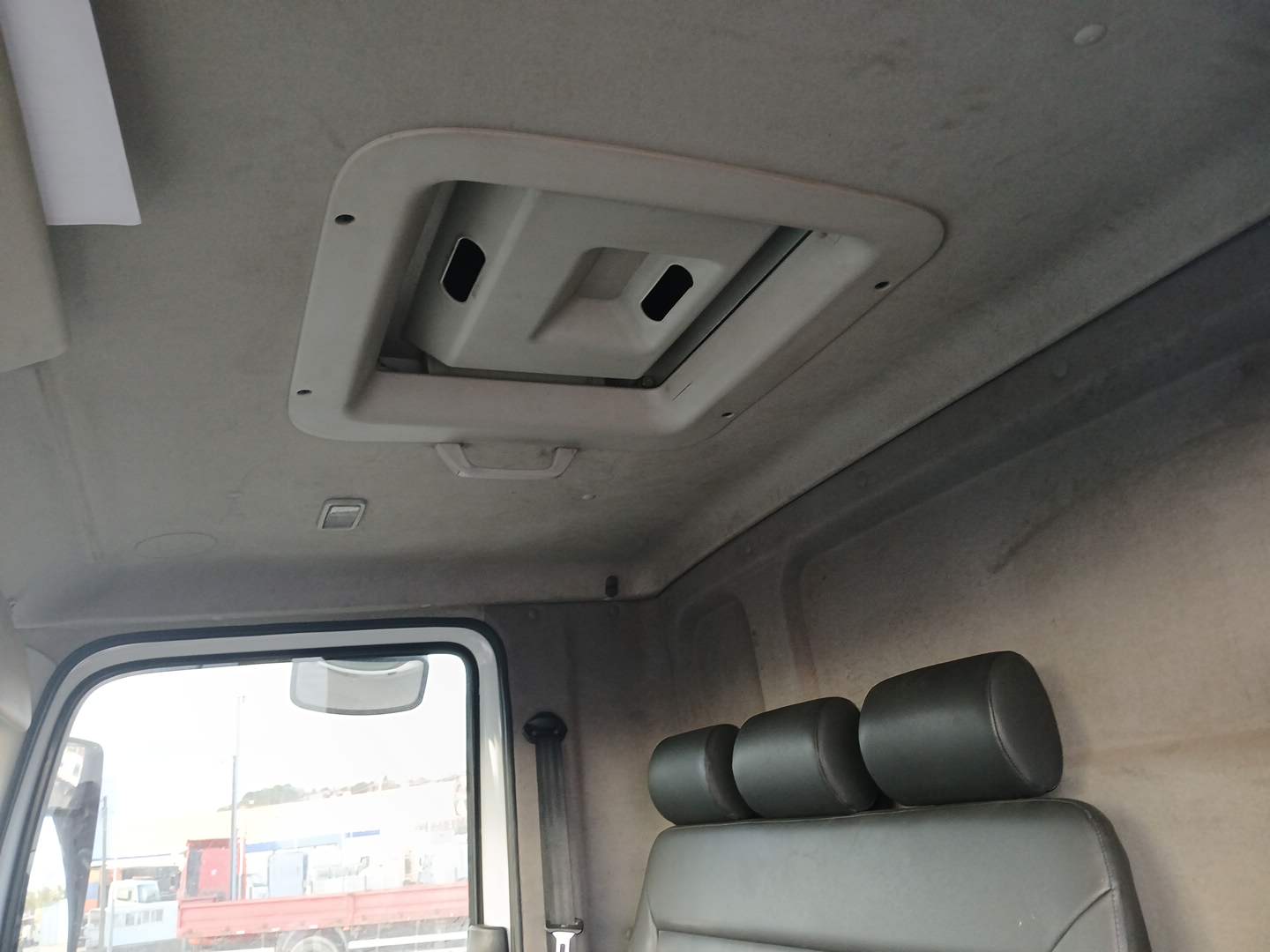 17-260 E CONSTEL. 4X2 2P (DIESEL) (E5)