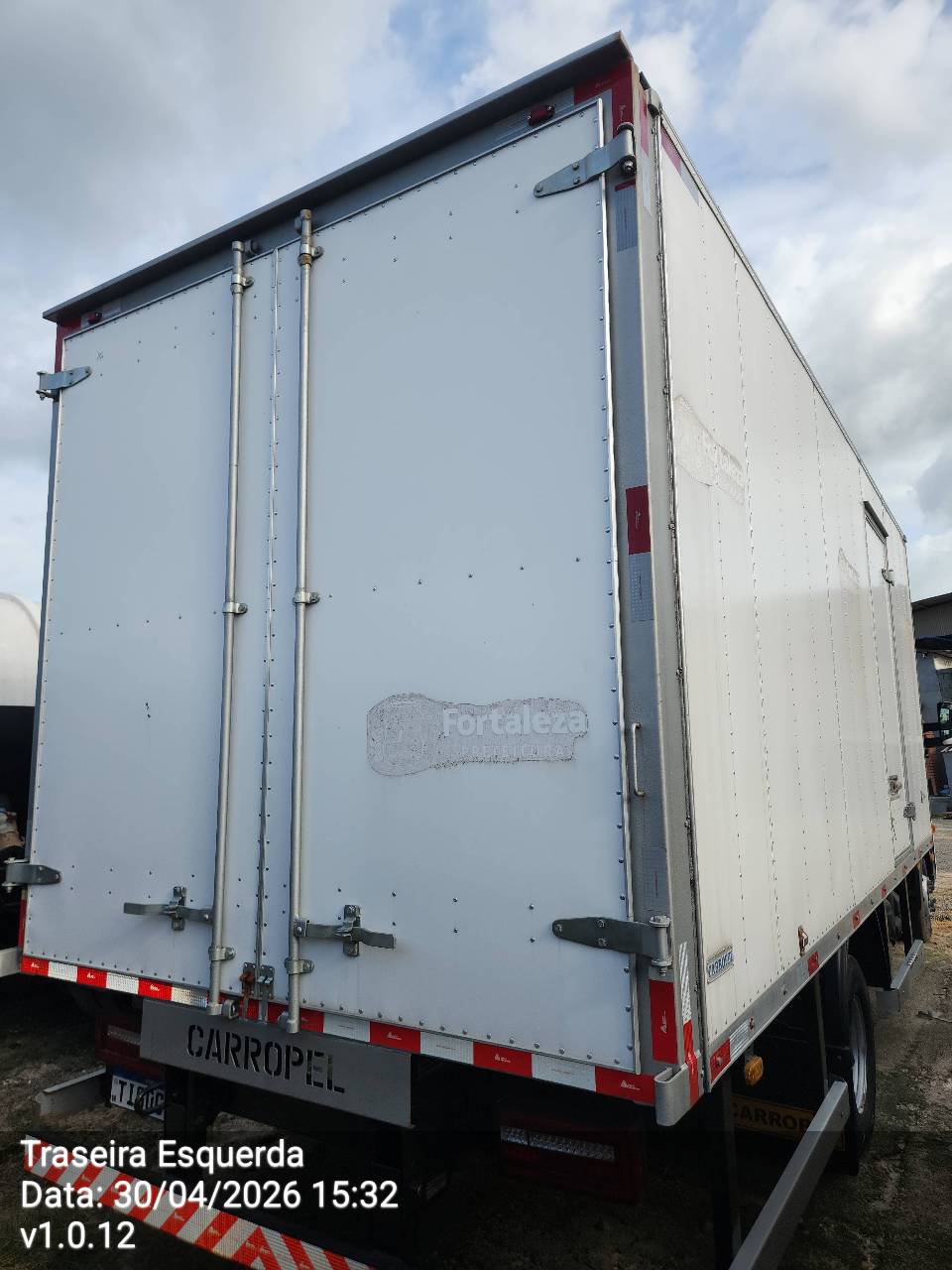VOLKSWAGEN/6.170 DRF 4X2
