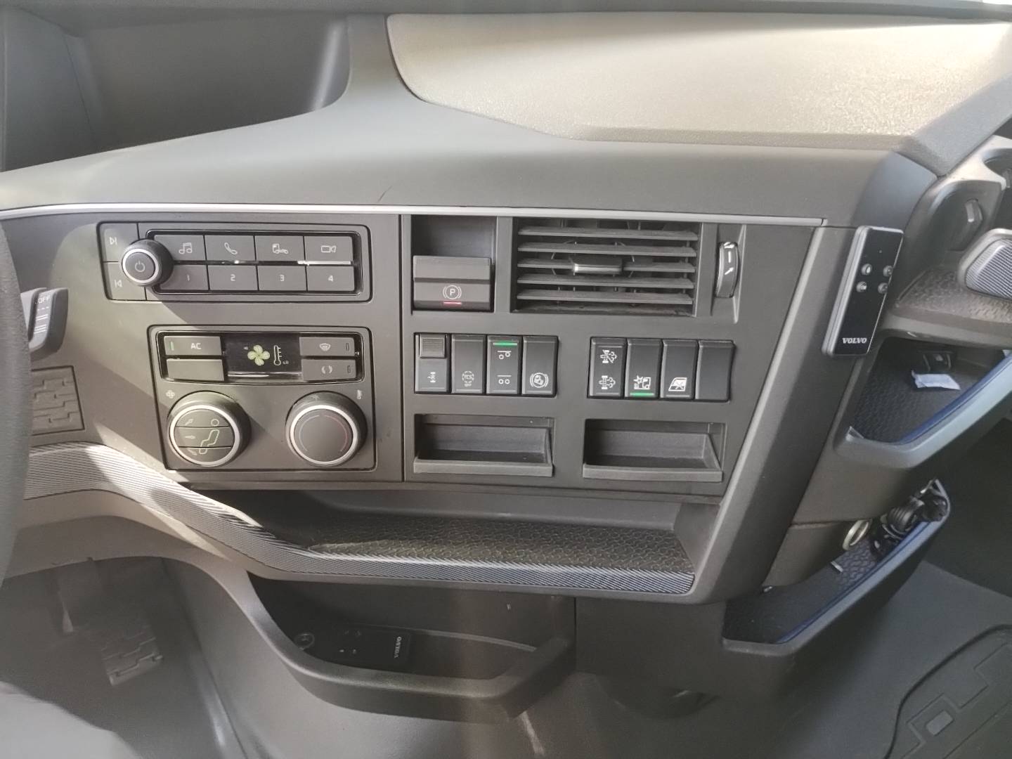 FH460