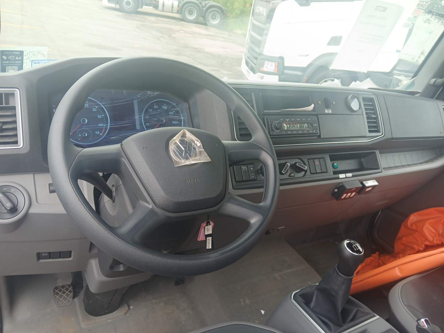 VOLKSWAGEN/EXPRESS DRF 4X2
