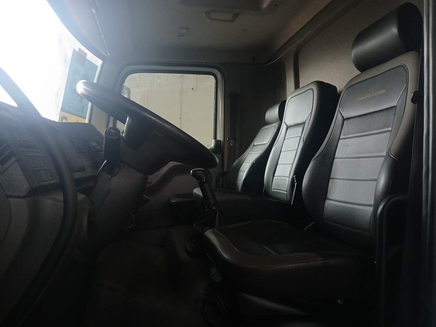 VOLKSWAGEN/17.190 CRM ROB