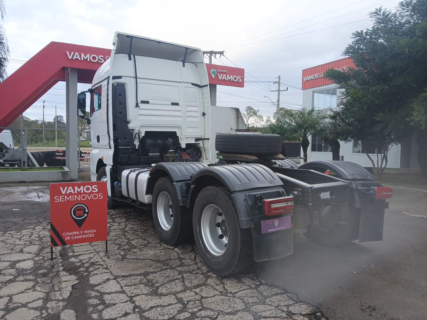 VOLKSWAGEN/29.520 METEOR 6X4