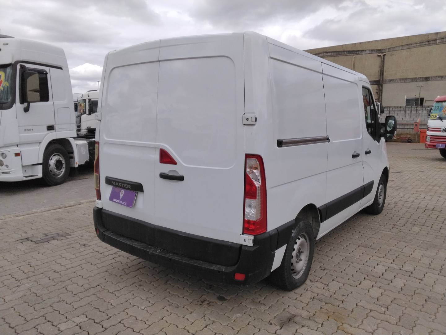 RENAULT/MASTER FUR L1H1