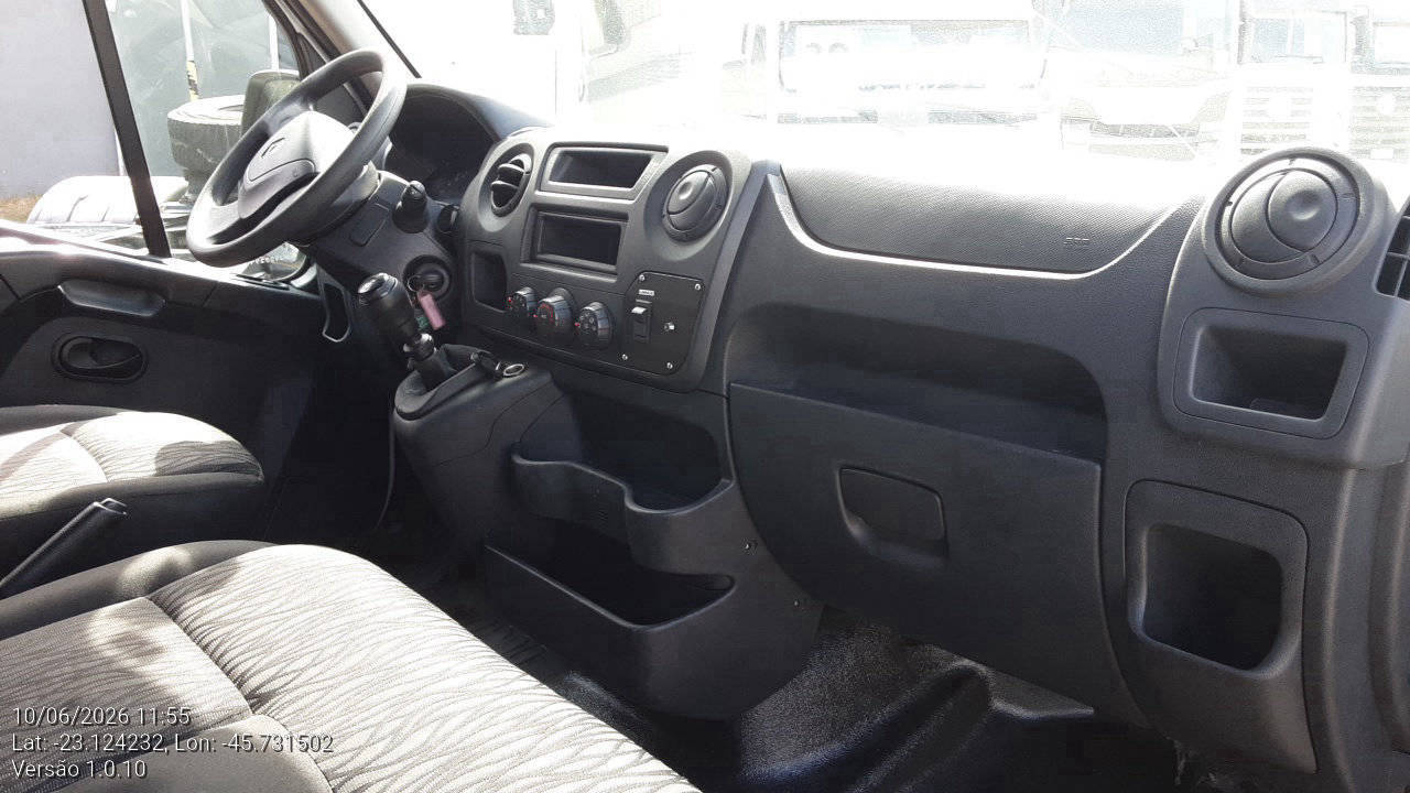 RENAULT/MASTER FUR L1H1