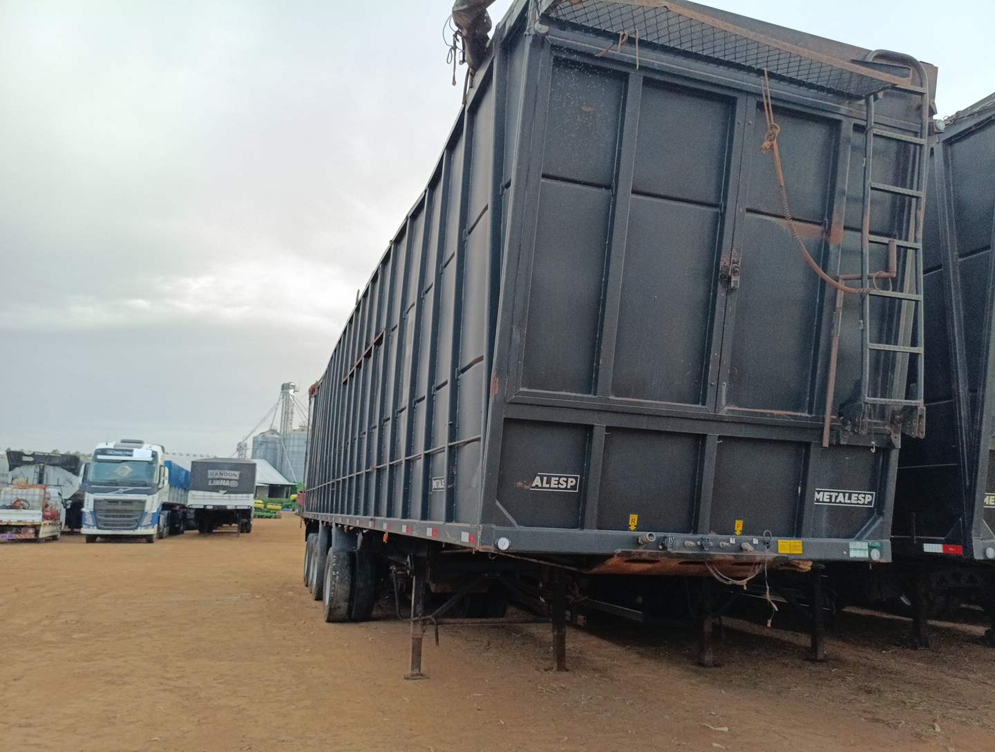 SR CAVAQUEIRA PISO MÓVEL