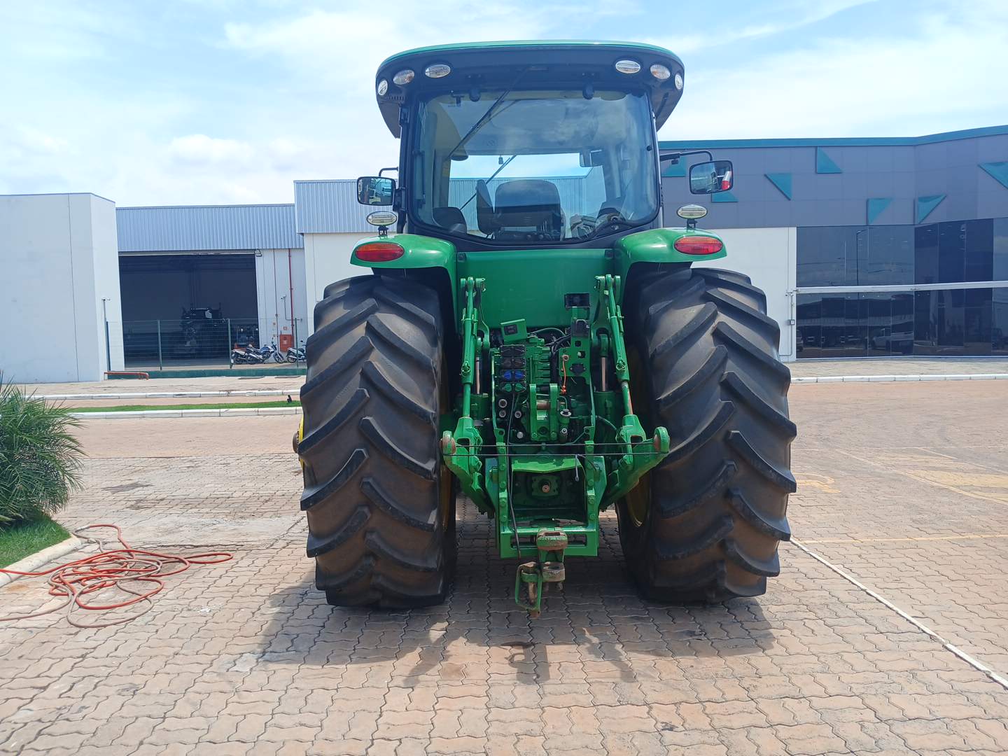 8270R