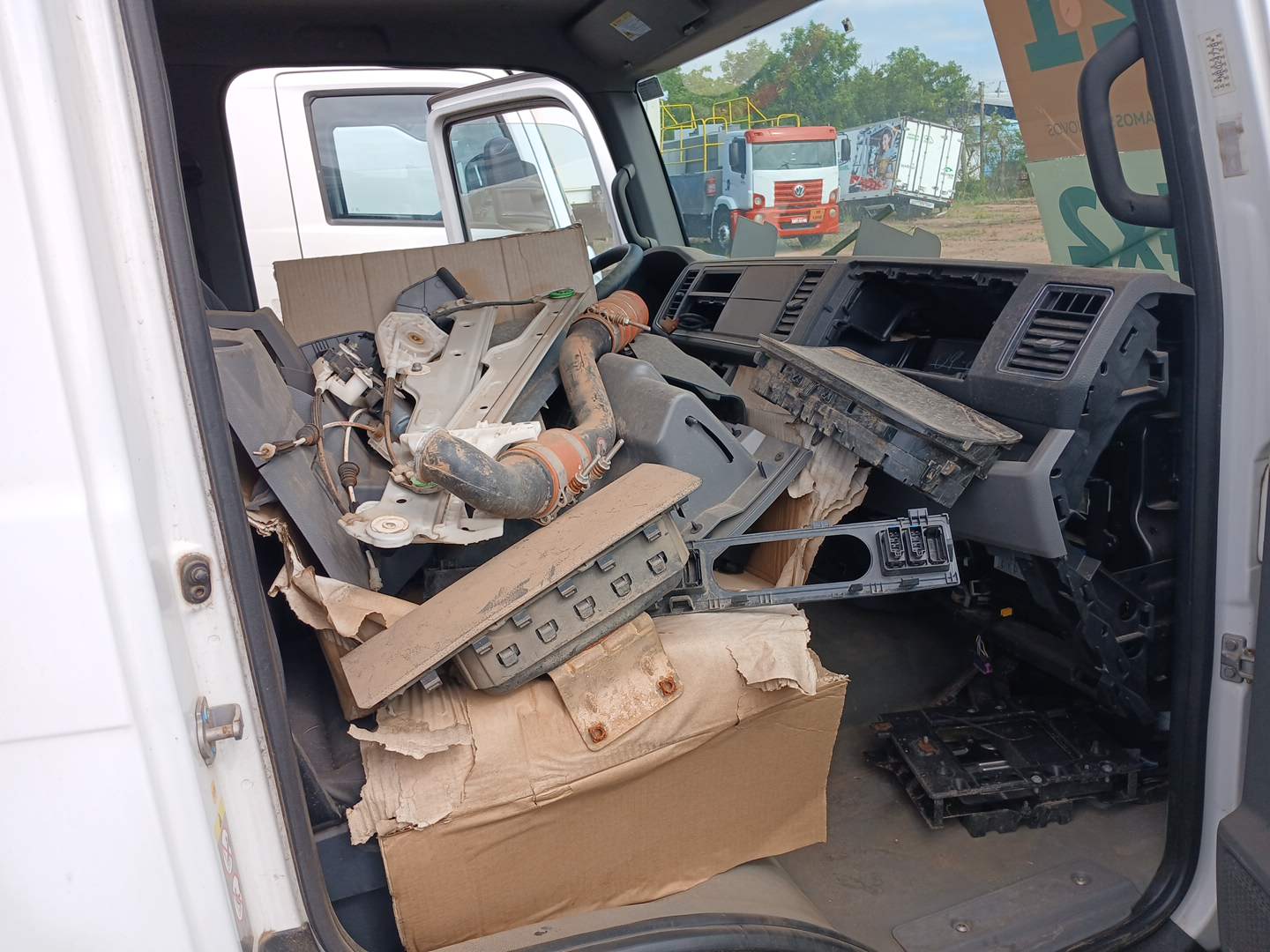 VOLKSWAGEN/EXPRESS DRC 4X2