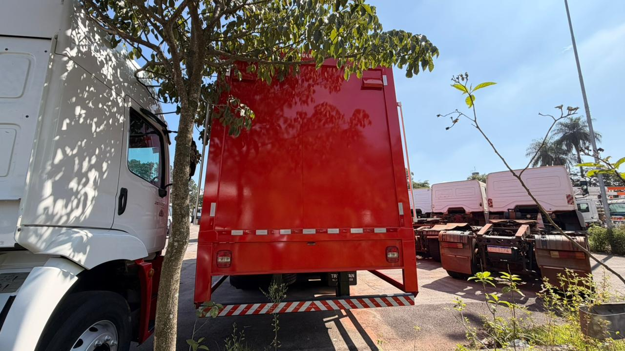 24-330 E CONSTEL. 6X2 2P (DIESEL)(E5)